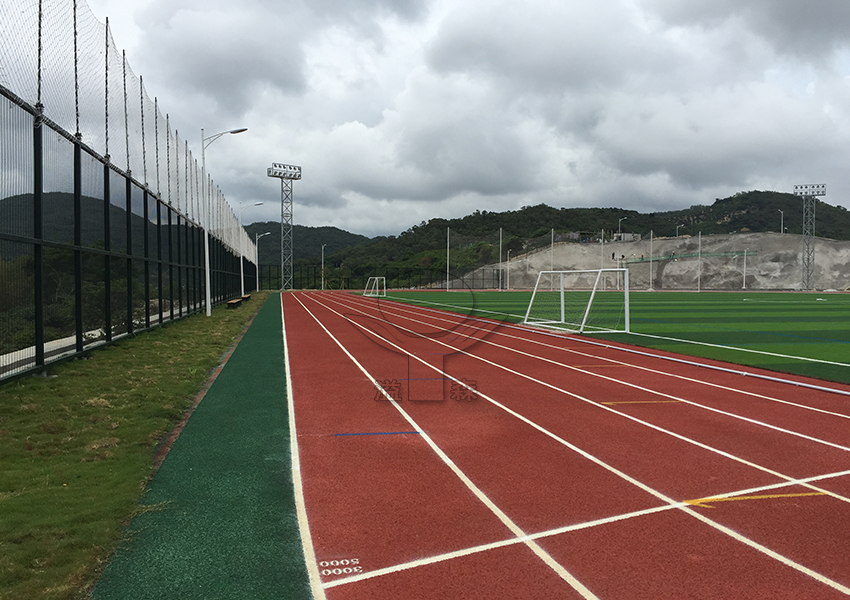 自結(jié)紋塑膠跑道 自結(jié)紋塑膠跑道