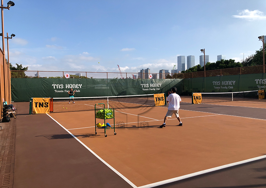 丙烯酸網(wǎng)球場(chǎng) 丙烯酸網(wǎng)球場(chǎng)